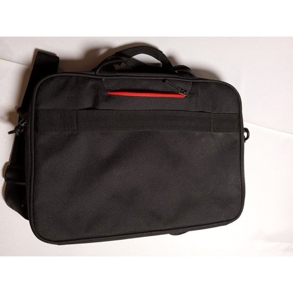 Case Logic Black Sling/Shoulder Bag Laptop Case 16" x 11" x‎ 2" - Picture 6 of 7